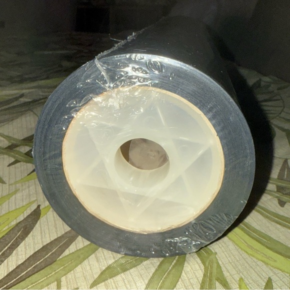 Authentic unopened Chanel wrapping paper 🎁 - Picture 8 of 8